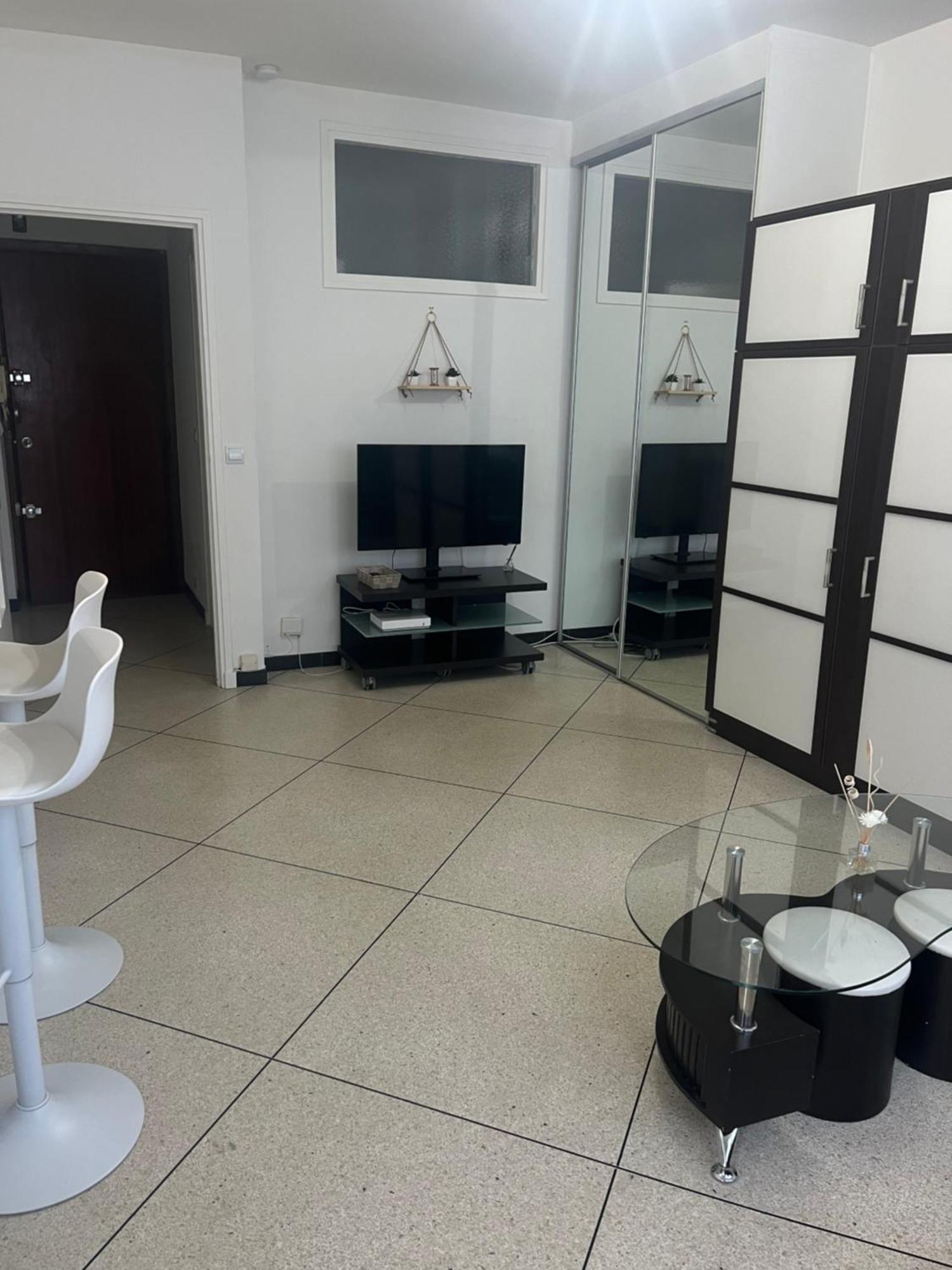Nice Sejour Detente Studio Lumineux Balcon Cuisine Equipee Wifi Nizza Exterior foto